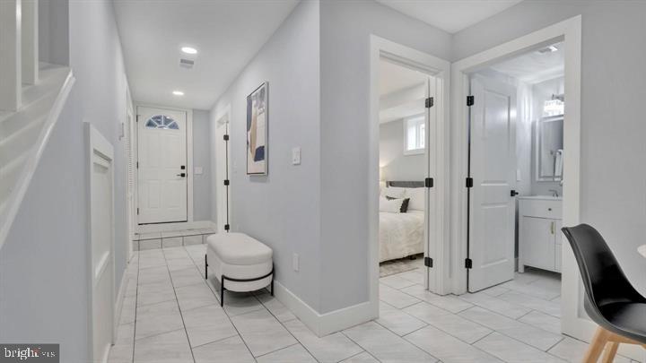 413 INGRAHAM STREET NW Unit: 2