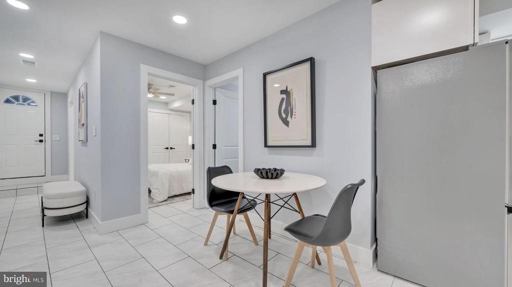 413 INGRAHAM STREET NW Unit: 2