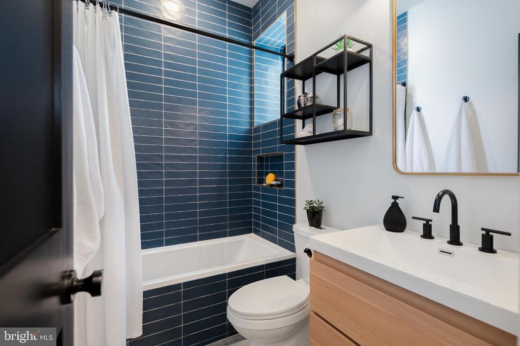 418 M STREET NW Unit: 2