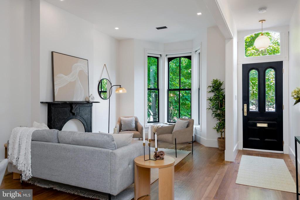 418 M STREET NW Unit: 2