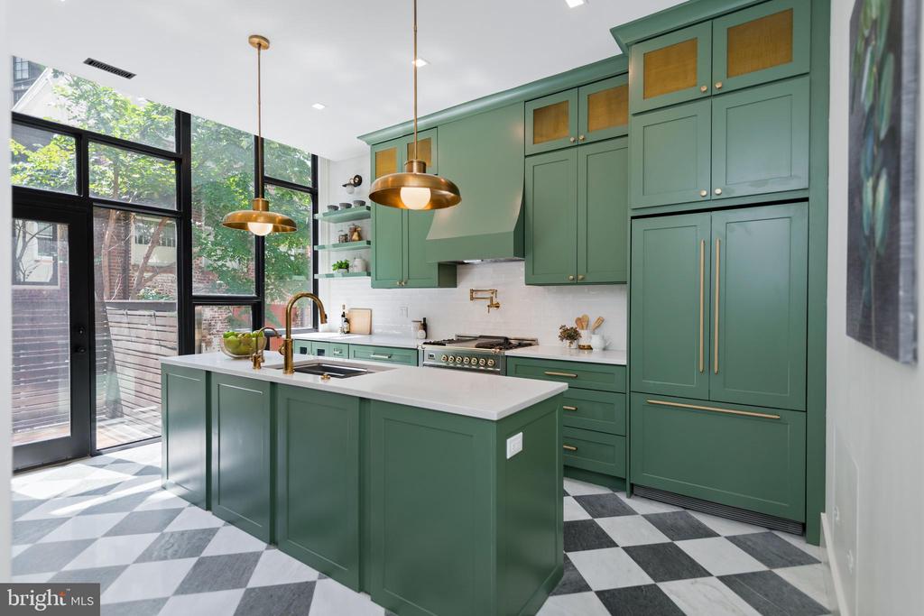 418 M STREET NW Unit: 2