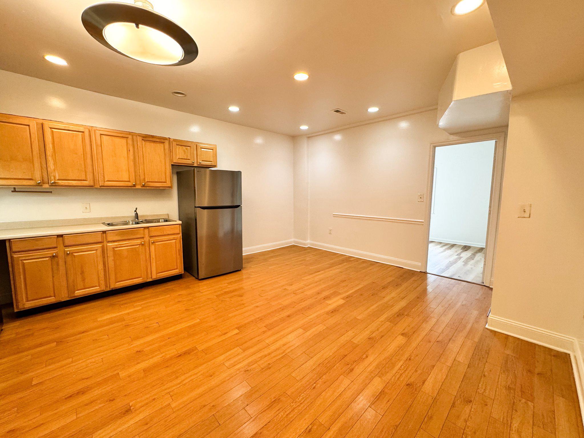 1652 WEST VIRGINIA AVENUE NE Unit: 1