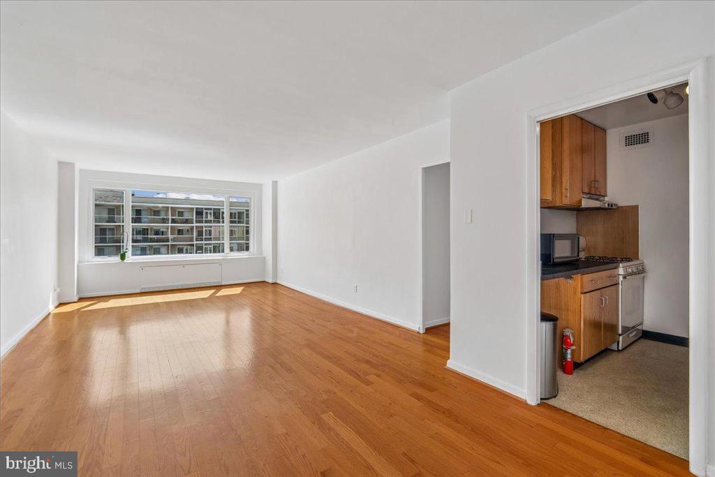 2475 VIRGINIA AVENUE NW Unit: 918