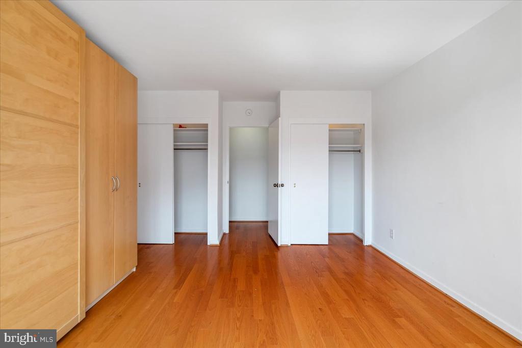 2475 VIRGINIA AVENUE NW Unit: 918