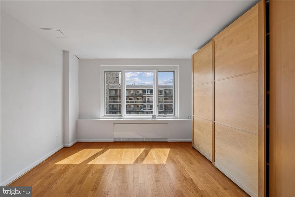 2475 VIRGINIA AVENUE NW Unit: 918