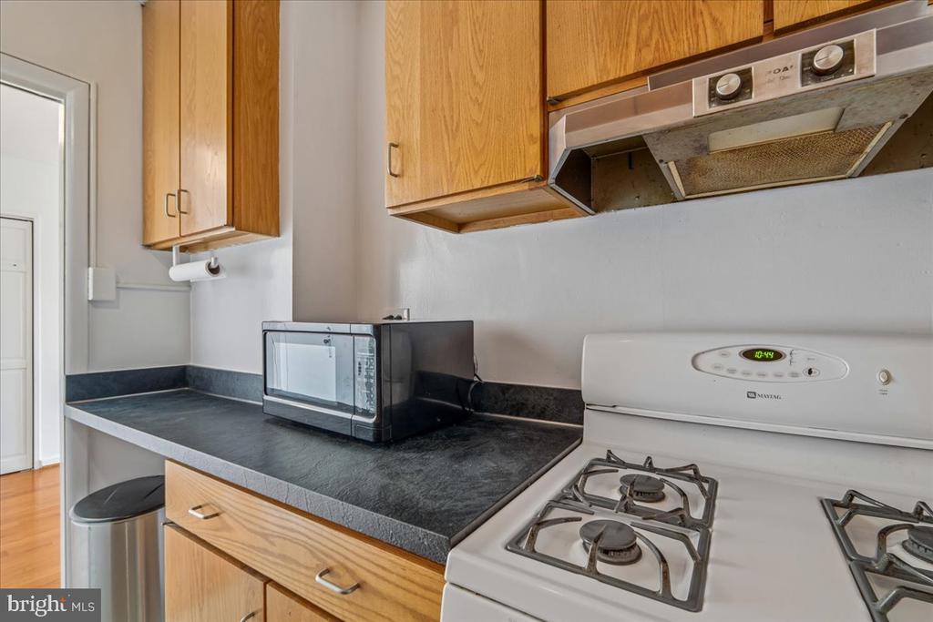 2475 VIRGINIA AVENUE NW Unit: 918