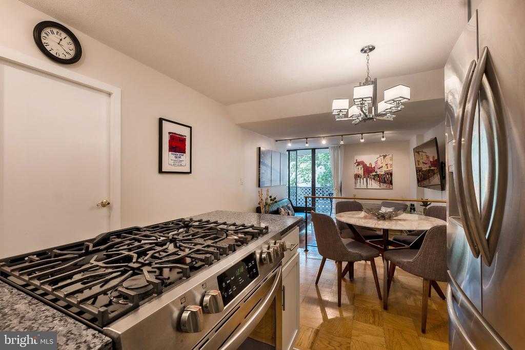 2201 L STREET NW Unit: 217