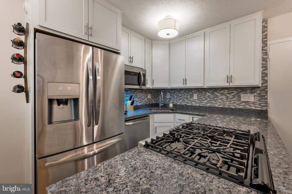 2201 L STREET NW Unit: 217