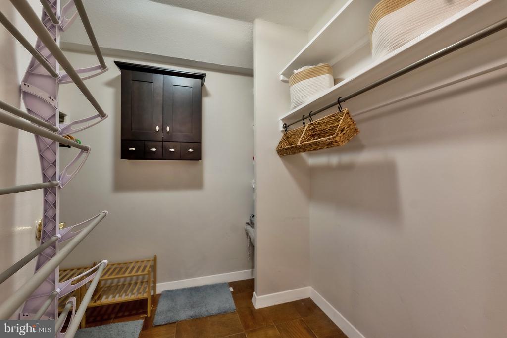2201 L STREET NW Unit: 217