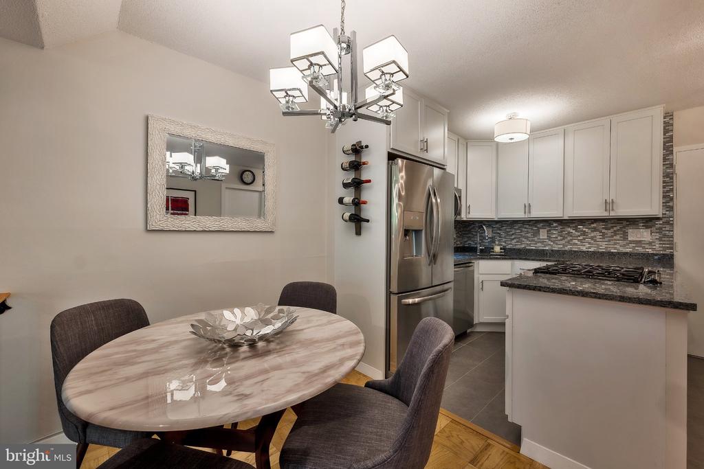 2201 L STREET NW Unit: 217