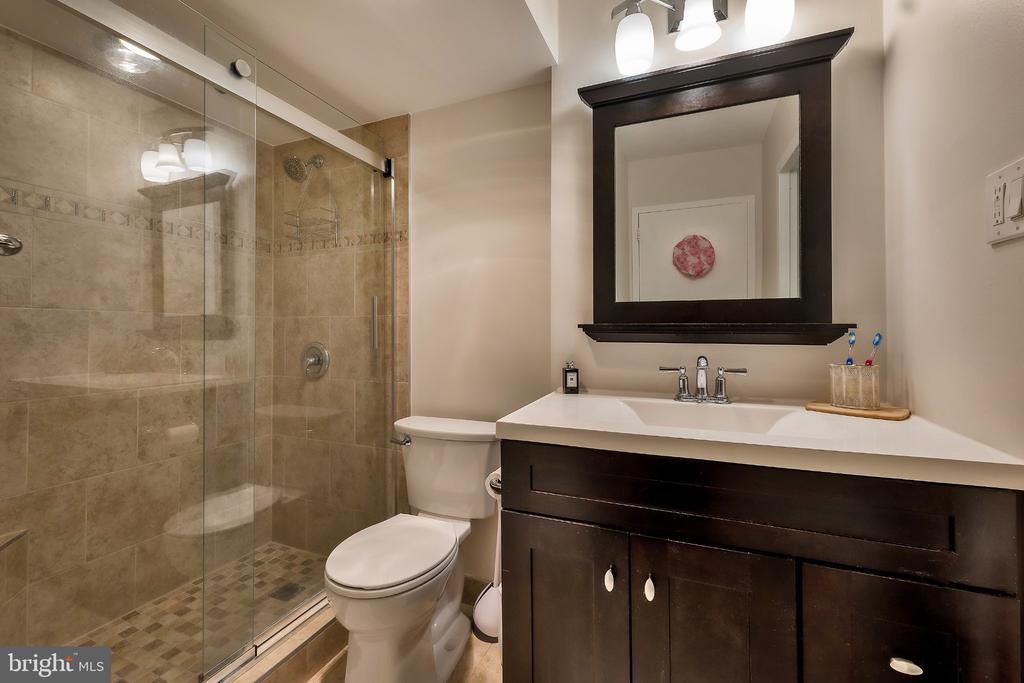 2201 L STREET NW Unit: 217