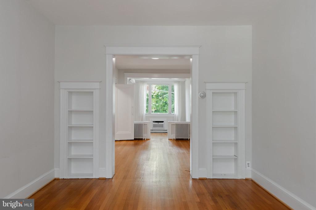 2410 39TH STREET NW