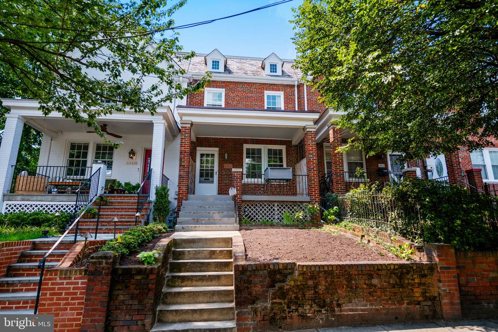2410 39TH STREET NW