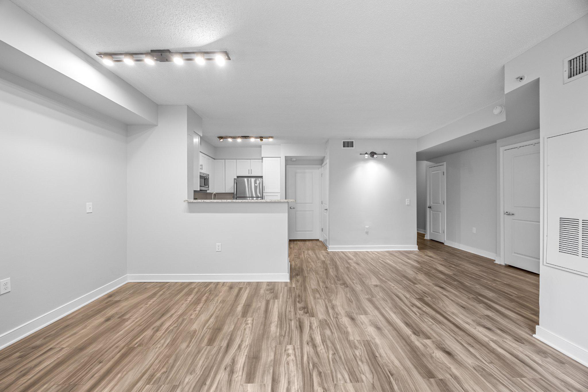 555 MASSACHUSETTS AVENUE NW Unit: 313