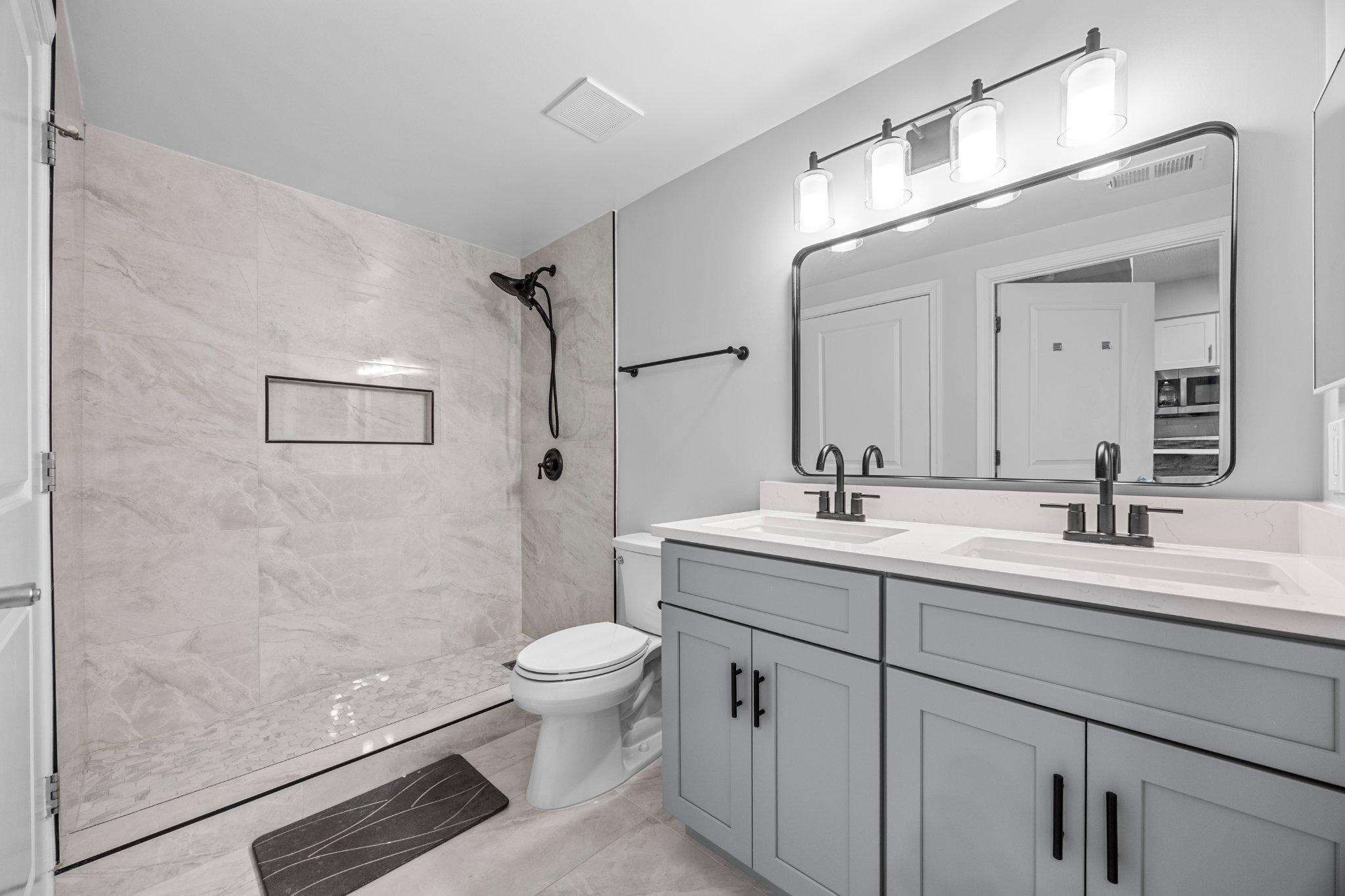 555 MASSACHUSETTS AVENUE NW Unit: 313