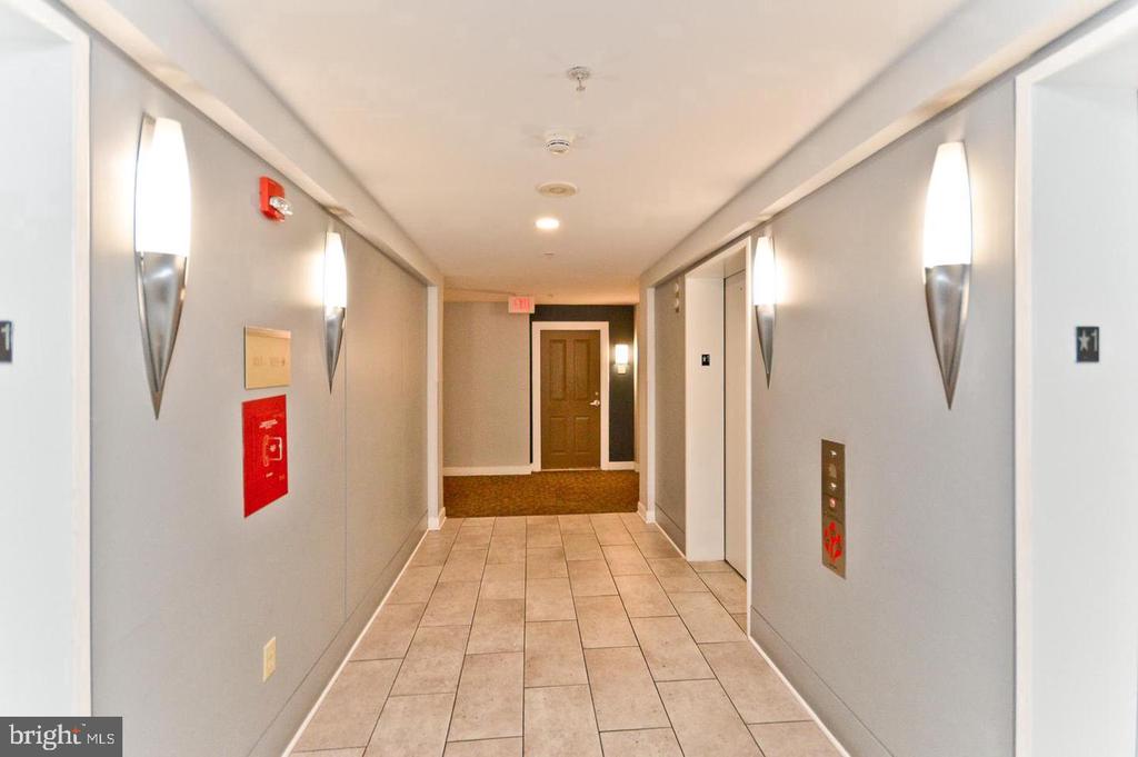 555 MASSACHUSETTS AVENUE NW Unit: 313