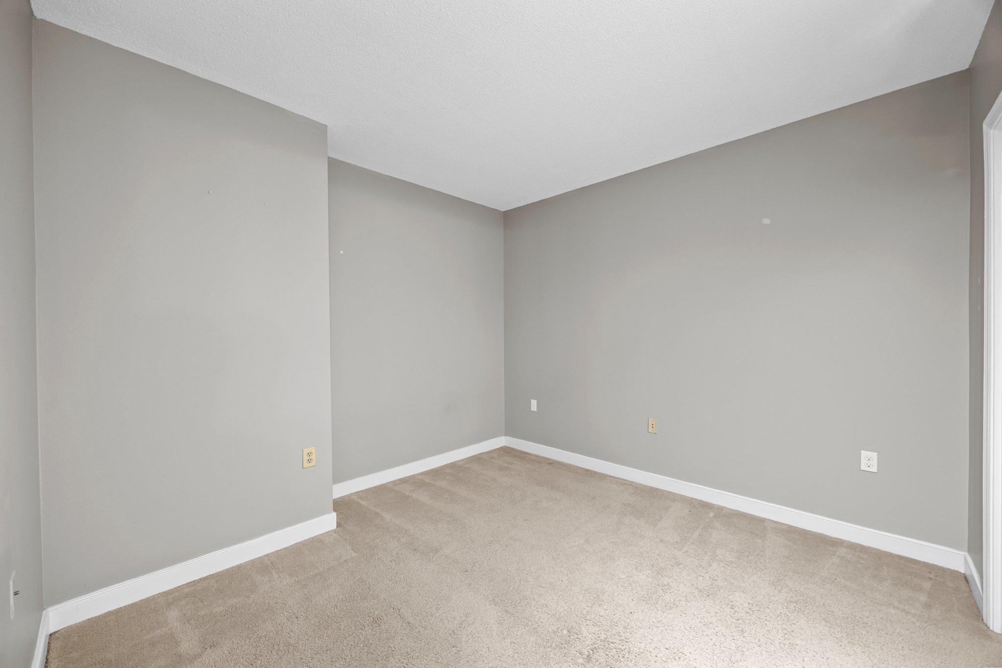 555 MASSACHUSETTS AVENUE NW Unit: 313