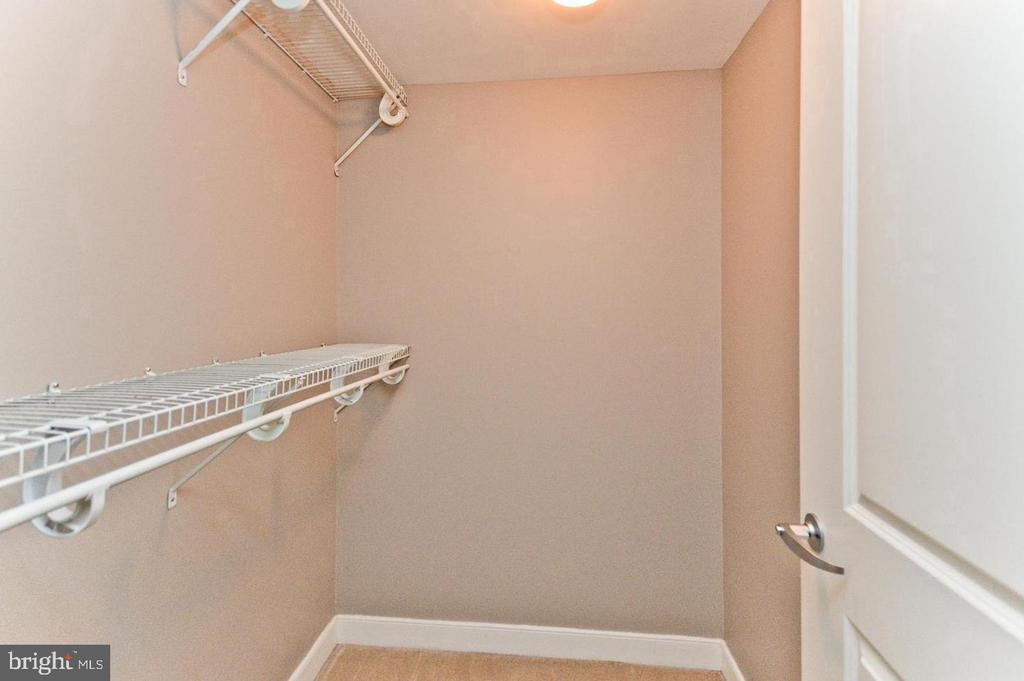 555 MASSACHUSETTS AVENUE NW Unit: 313