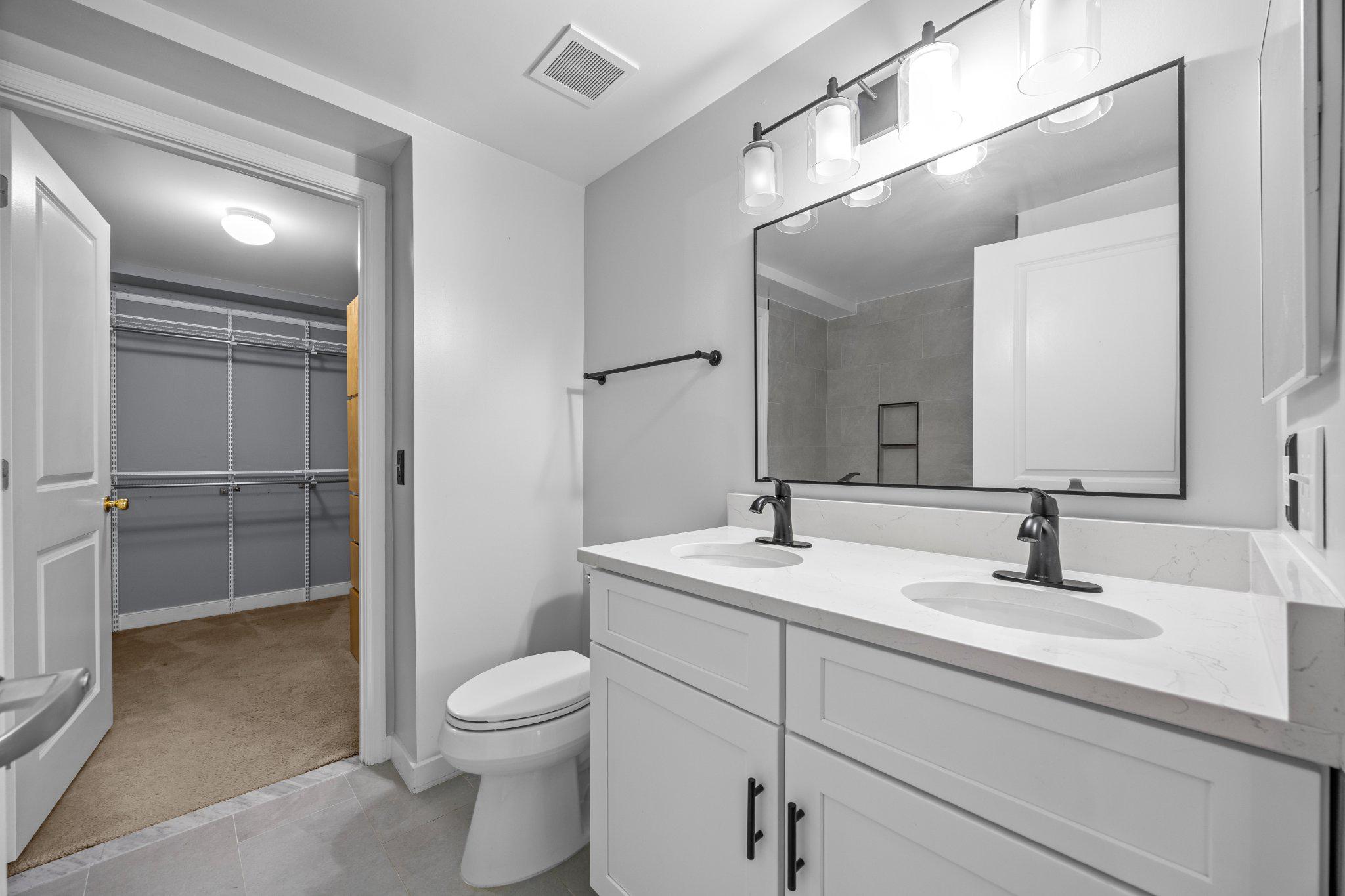 555 MASSACHUSETTS AVENUE NW Unit: 313