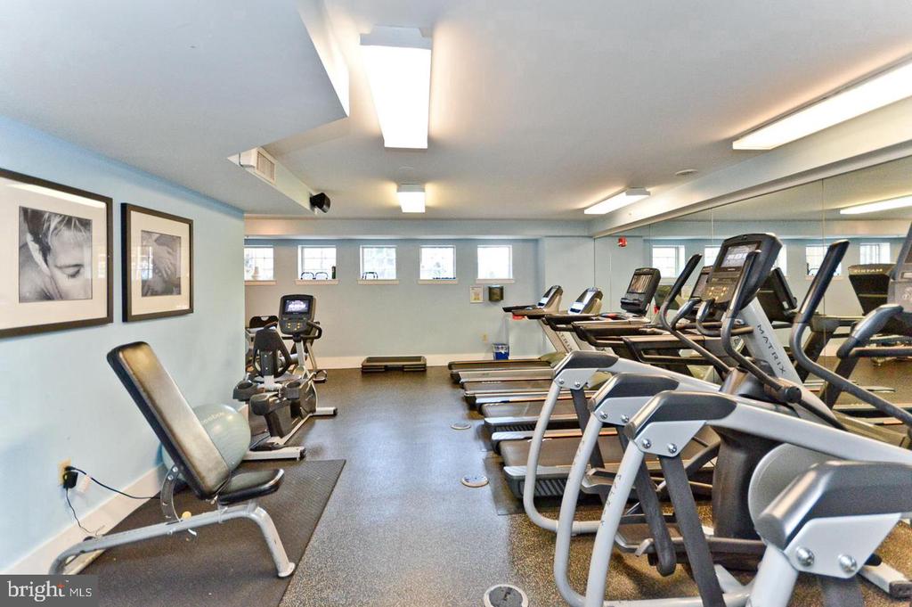 555 MASSACHUSETTS AVENUE NW Unit: 313