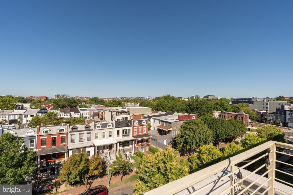 915 12TH STREET NE Unit: 1