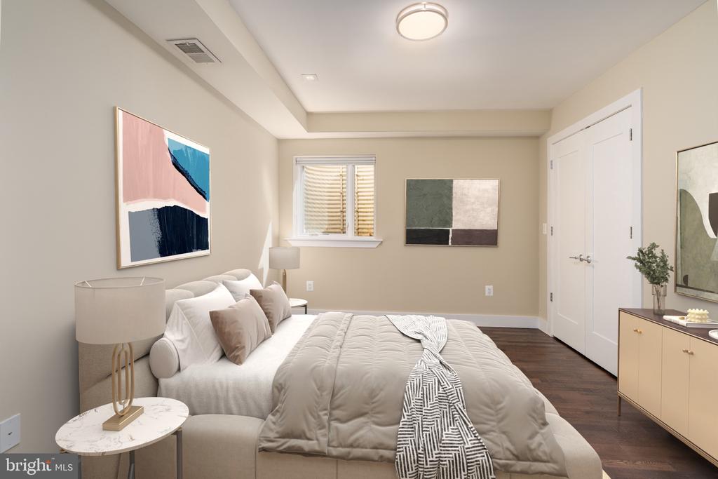 915 12TH STREET NE Unit: 1