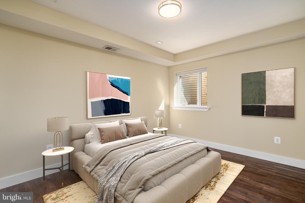 915 12TH STREET NE Unit: 1