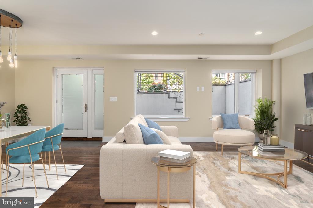 915 12TH STREET NE Unit: 1