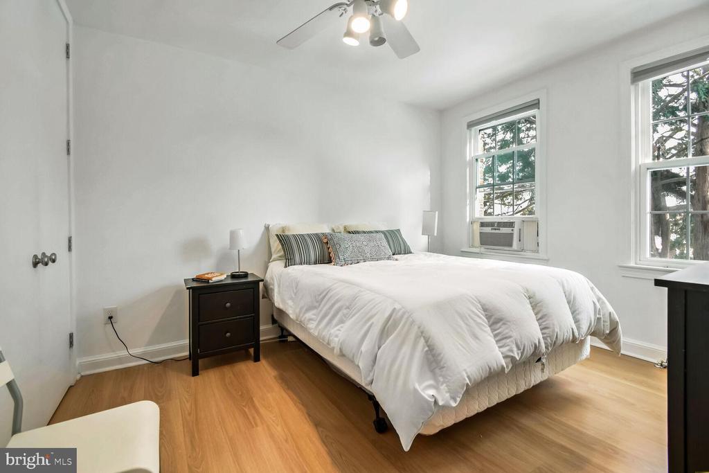 2803 CORTLAND PLACE NW Unit: 205