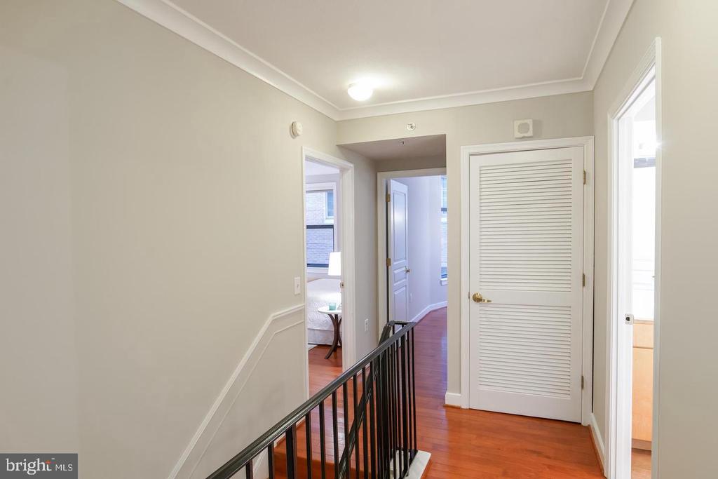 616 E E STREET NW Unit: 656