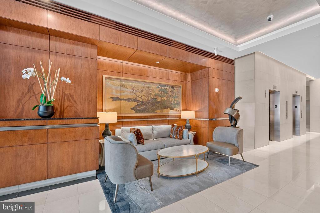 1155 23RD STREET NW Unit: 5J