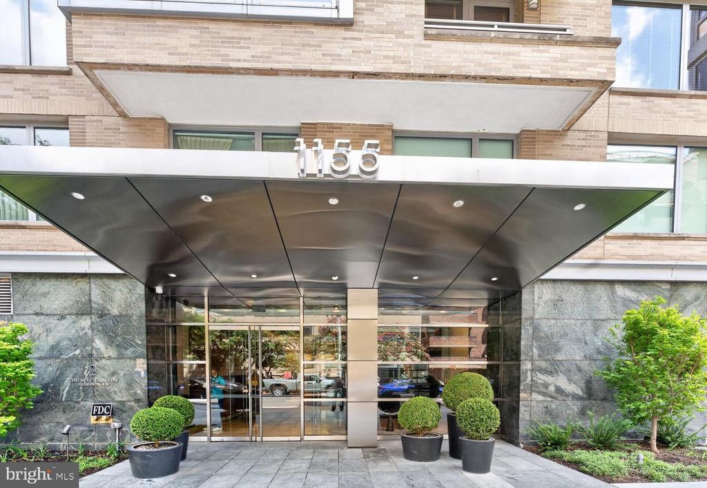 1155 23RD STREET NW Unit: 5J