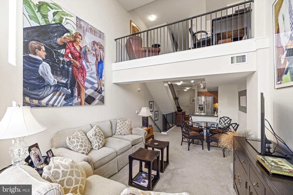616 E E STREET NW Unit: 1152