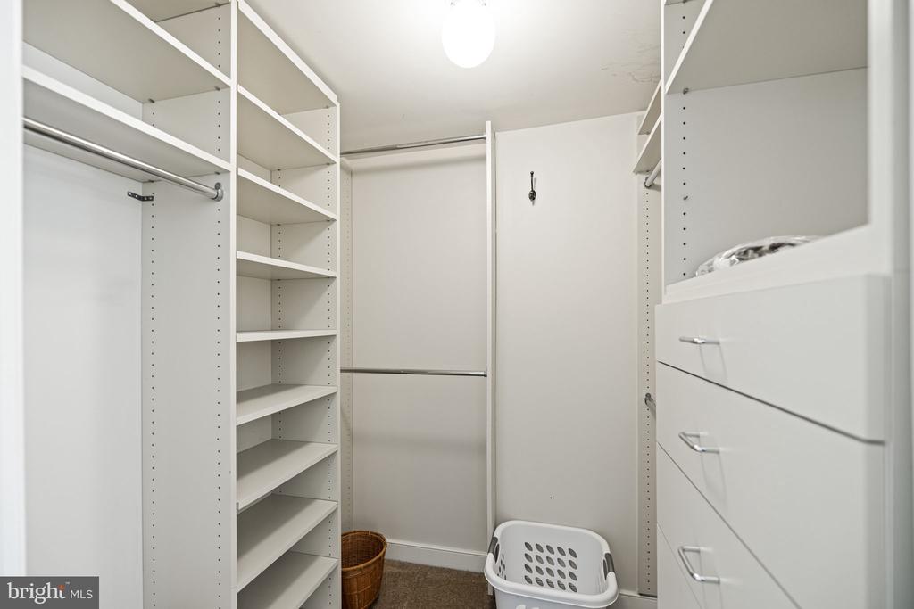 616 E E STREET NW Unit: 1152