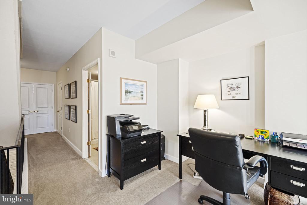 616 E E STREET NW Unit: 1152