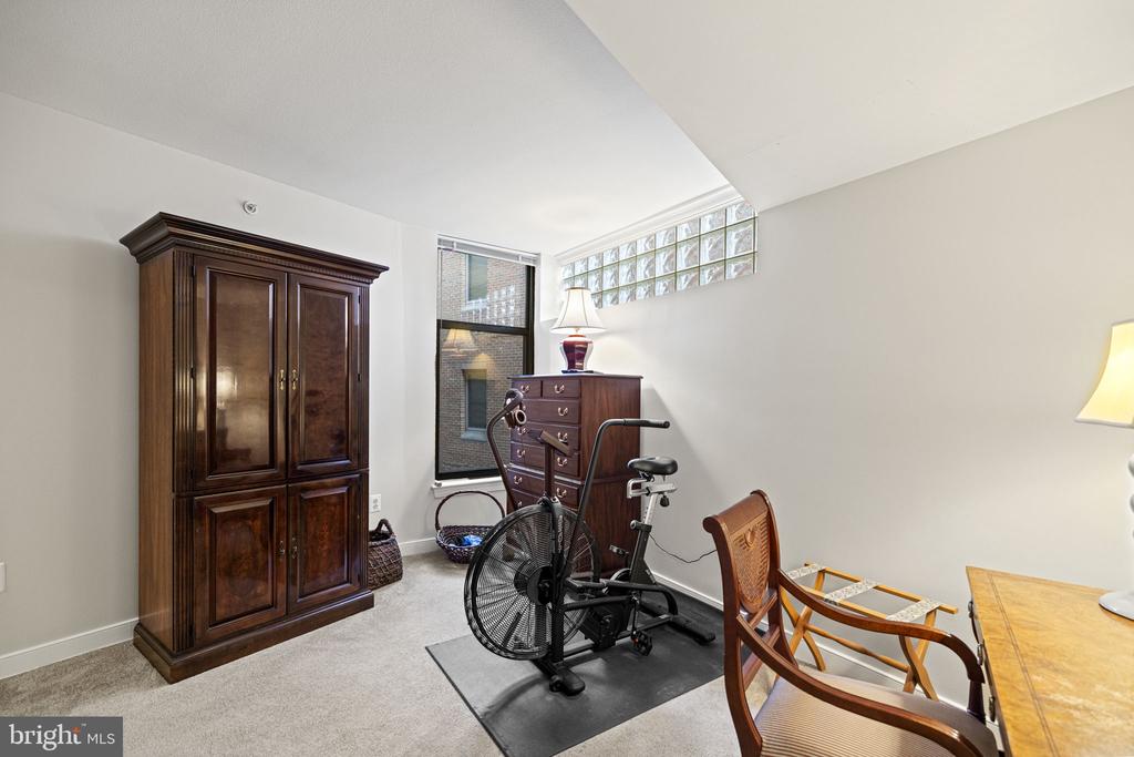 616 E E STREET NW Unit: 1152