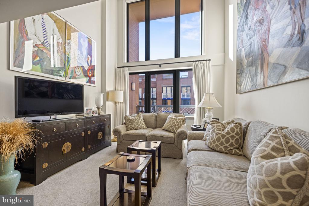 616 E E STREET NW Unit: 1152