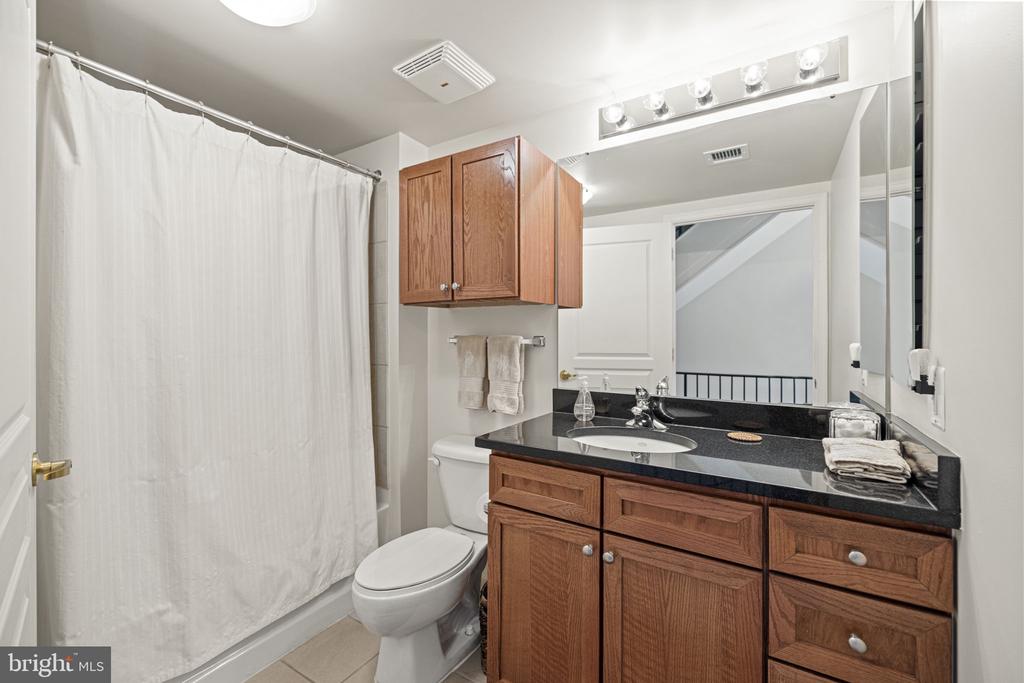 616 E E STREET NW Unit: 1152