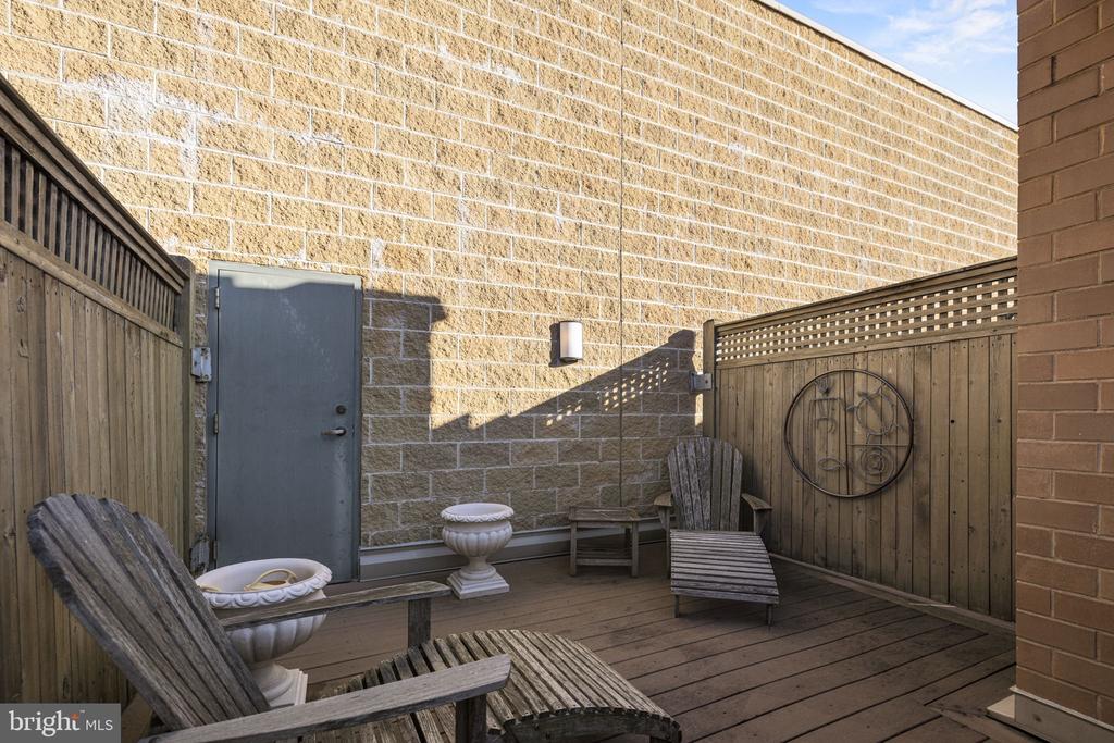 616 E E STREET NW Unit: 1152