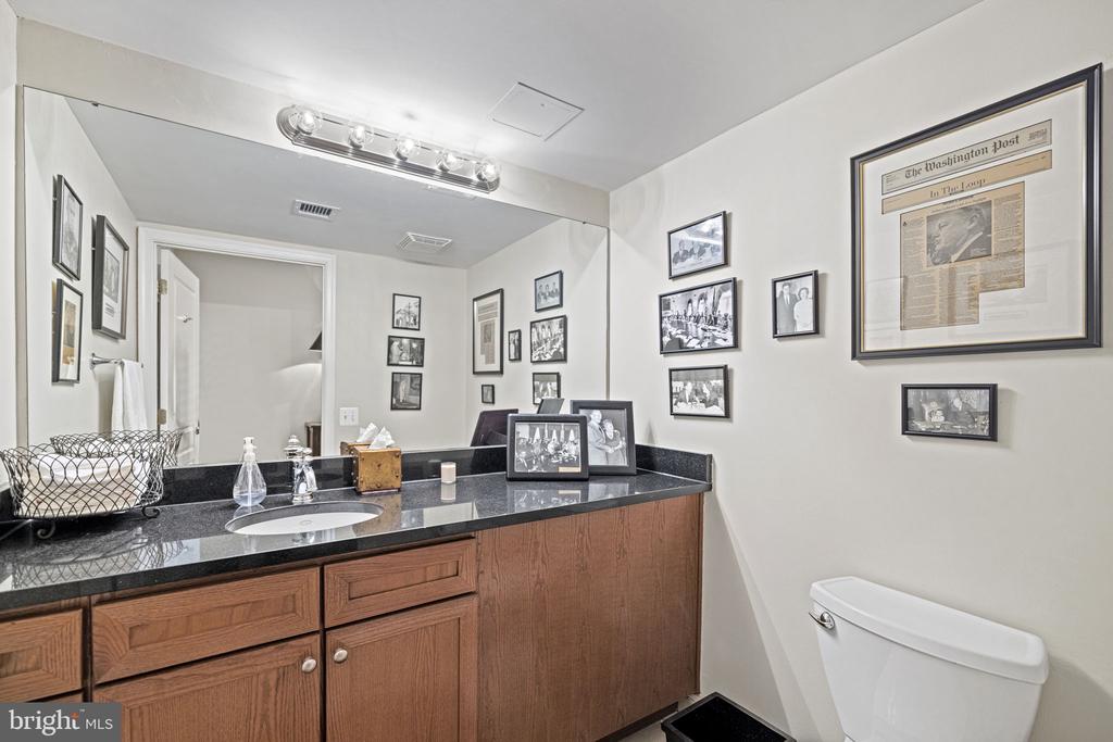 616 E E STREET NW Unit: 1152
