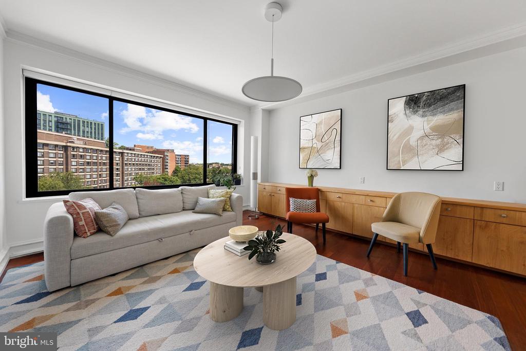 2700 CALVERT STREET NW Unit: 712