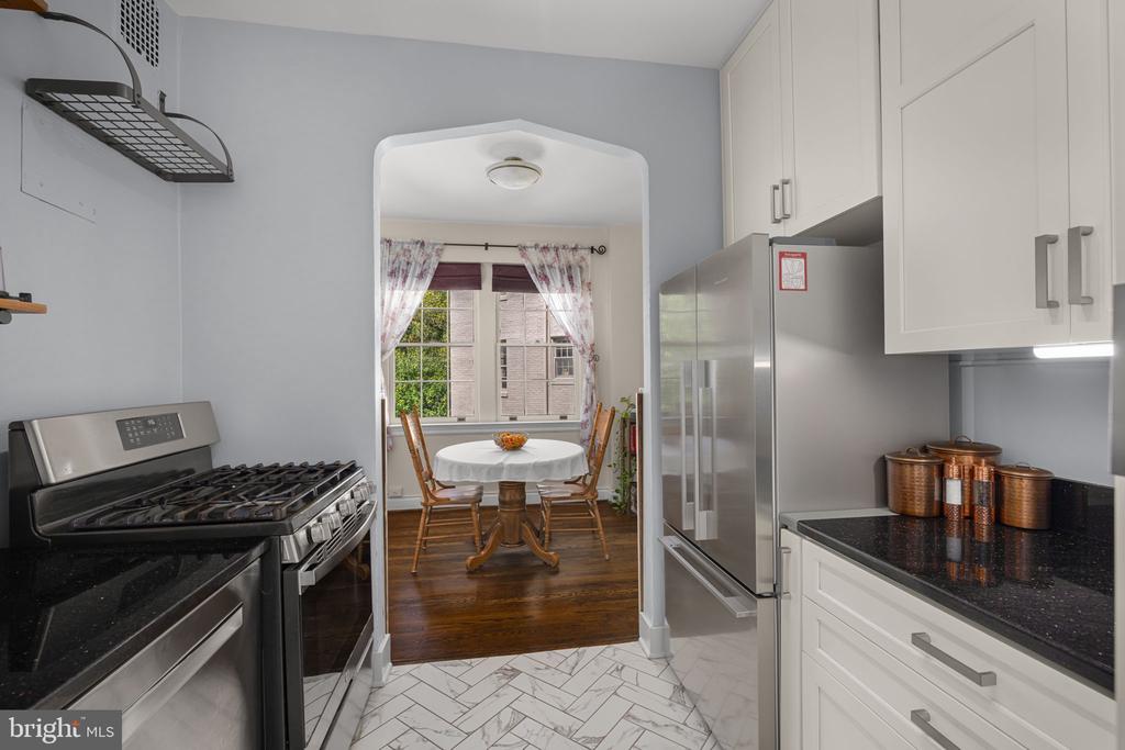 2737 DEVONSHIRE PLACE NW Unit: 322