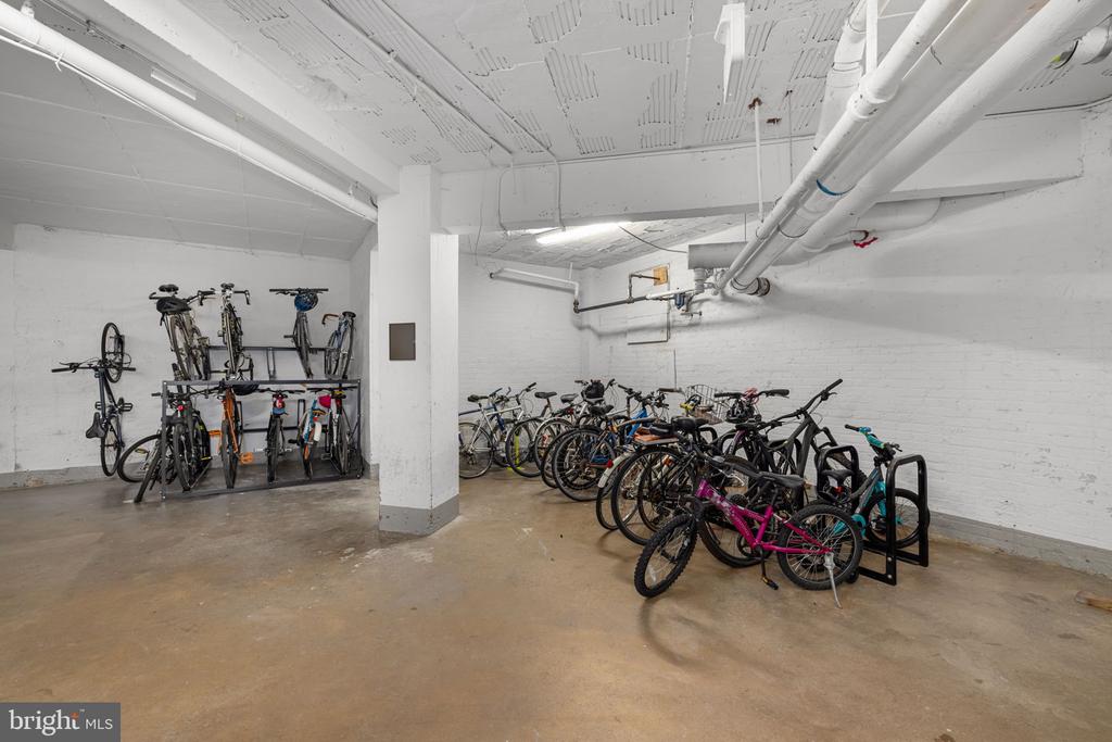 2737 DEVONSHIRE PLACE NW Unit: 322
