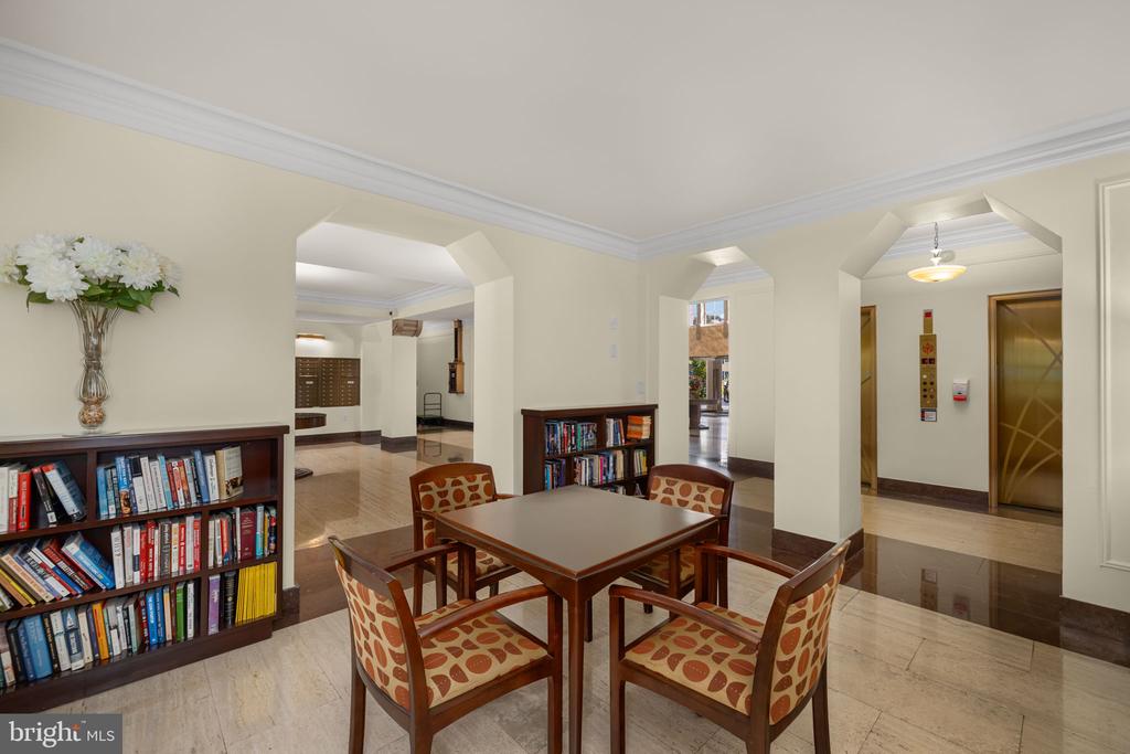 2737 DEVONSHIRE PLACE NW Unit: 322