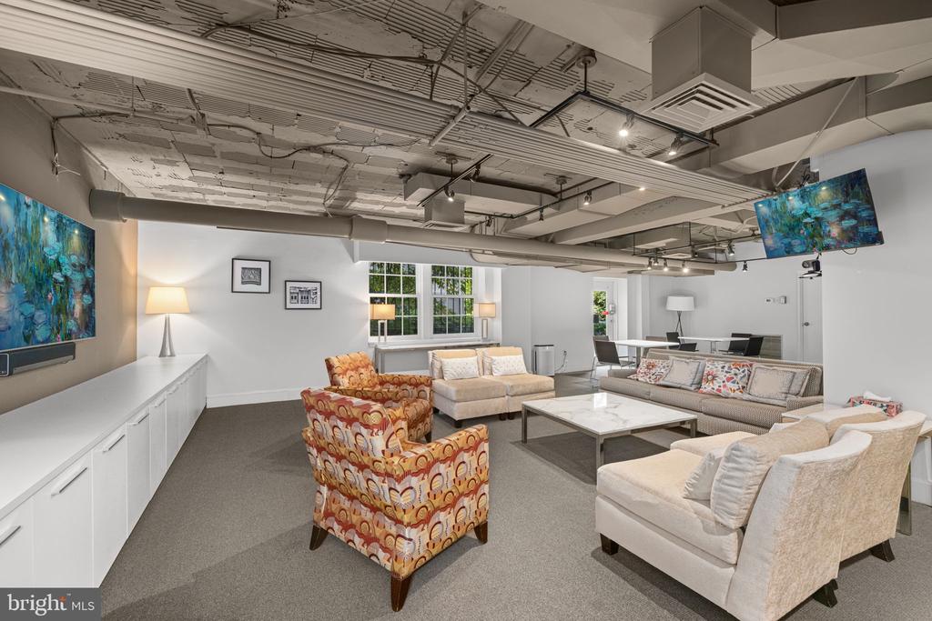 2737 DEVONSHIRE PLACE NW Unit: 322