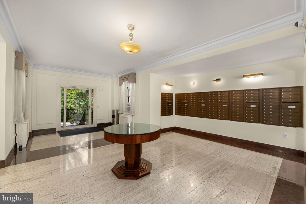 2737 DEVONSHIRE PLACE NW Unit: 322