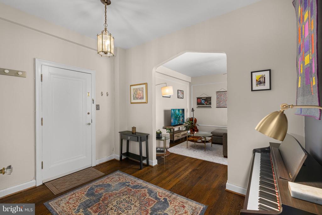 2737 DEVONSHIRE PLACE NW Unit: 322