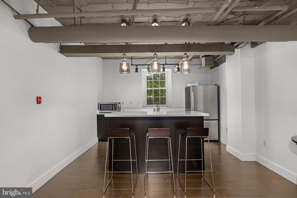 2737 DEVONSHIRE PLACE NW Unit: 322