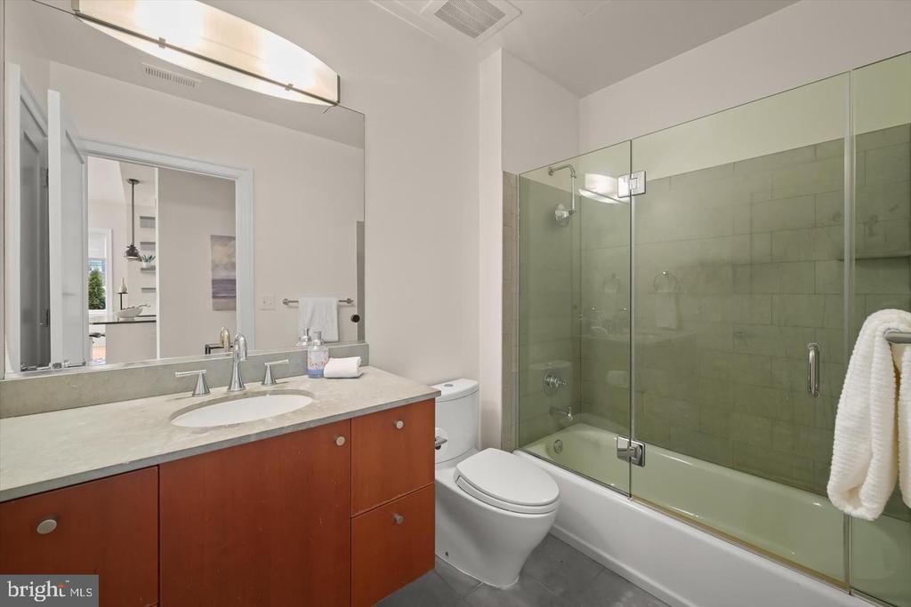2516 Q STREET NW Unit: 209