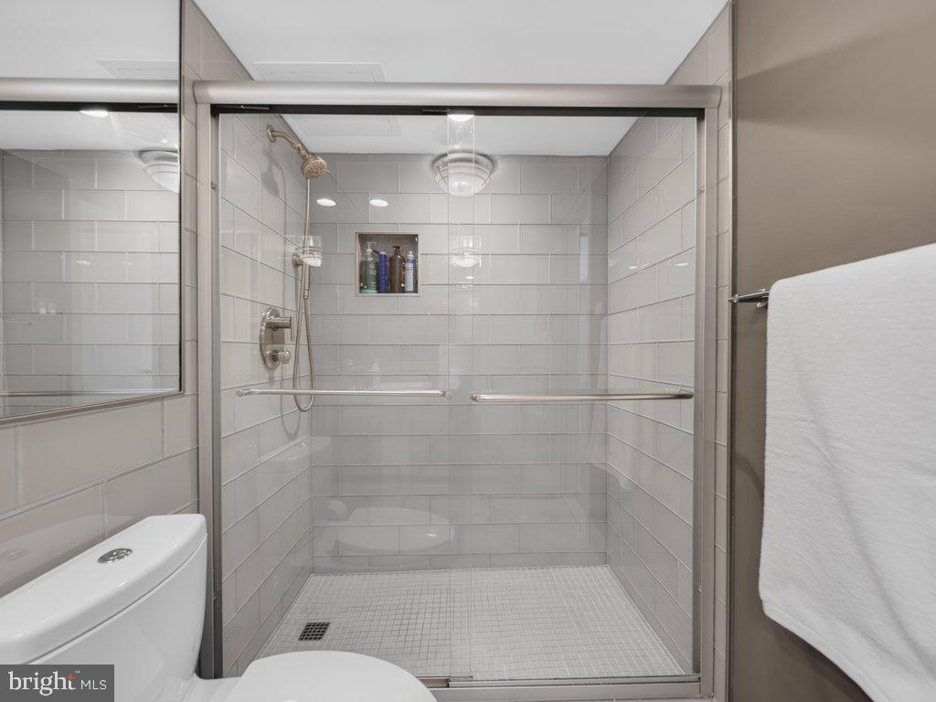 1280 21ST STREET NW Unit: 806